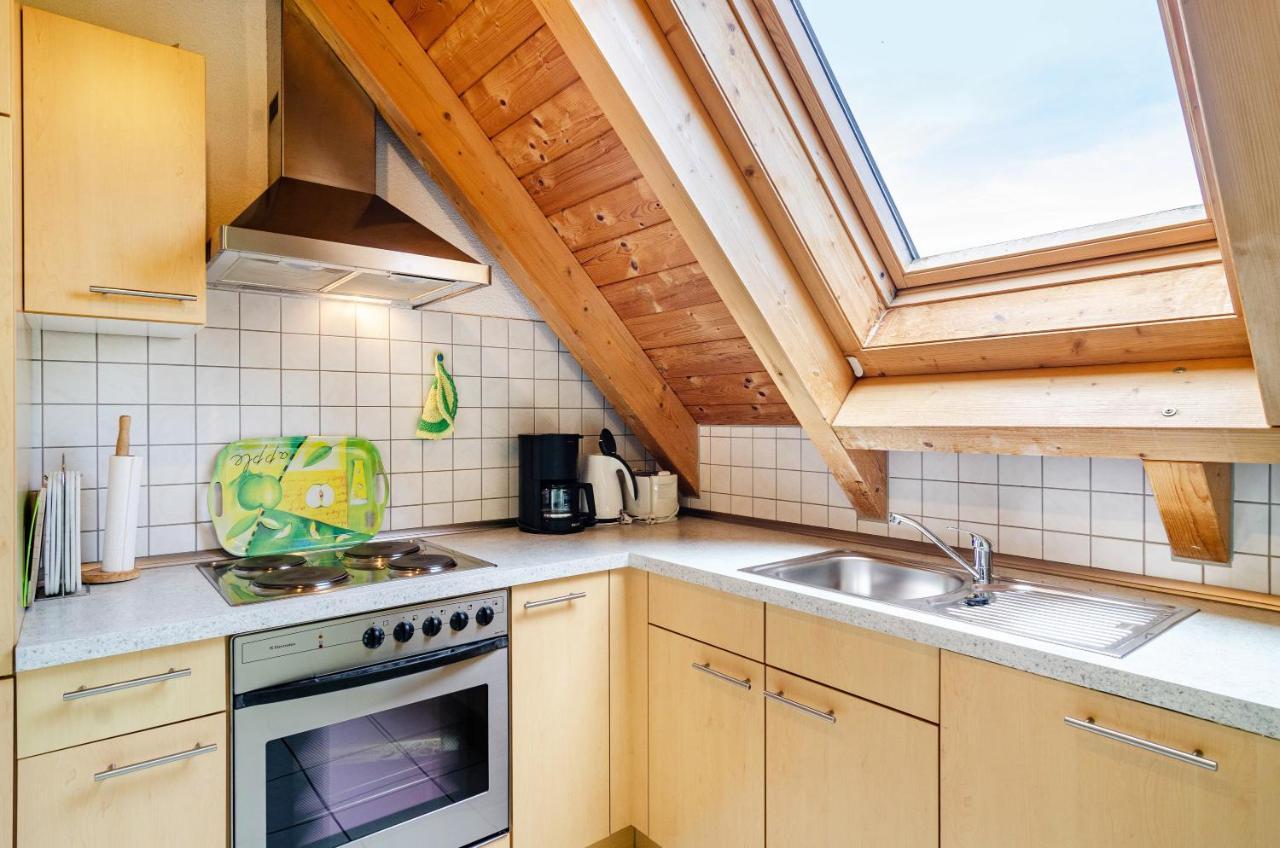 Beutenmuehle Straussenfarm Dach Owingen Buitenkant foto
