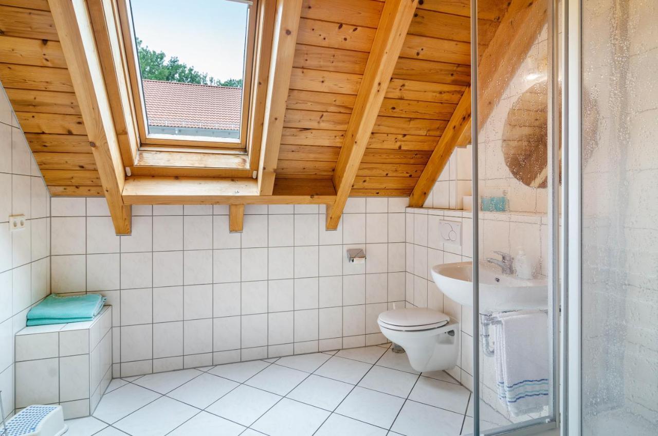 Beutenmuehle Straussenfarm Dach Owingen Buitenkant foto